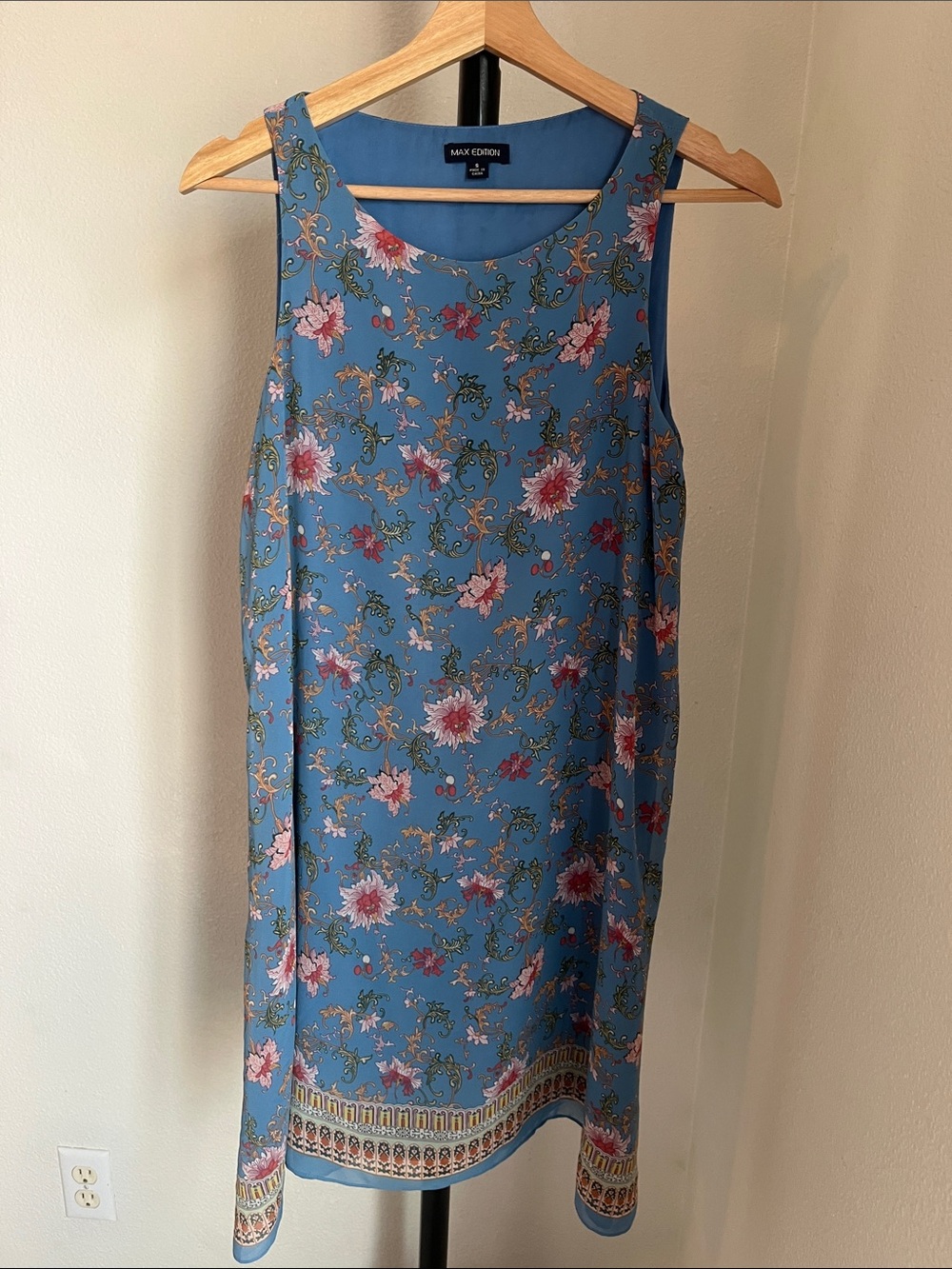 Max Edition Dusty Blue Floral Shift Dress with Pink Blooms